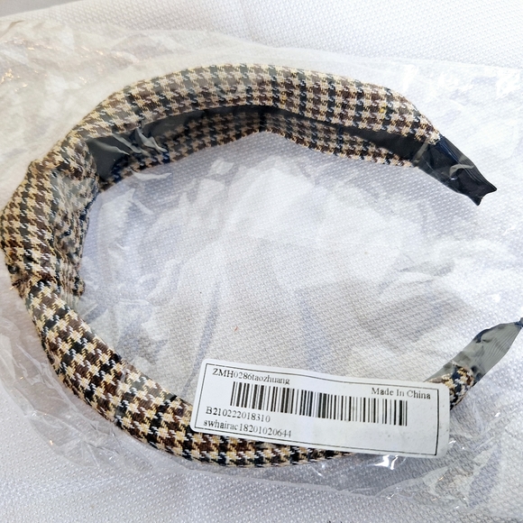 NWOB Alex Marie " The Herringbone Day Walker" shoes size 9M. (Free headband). - Picture 9 of 9